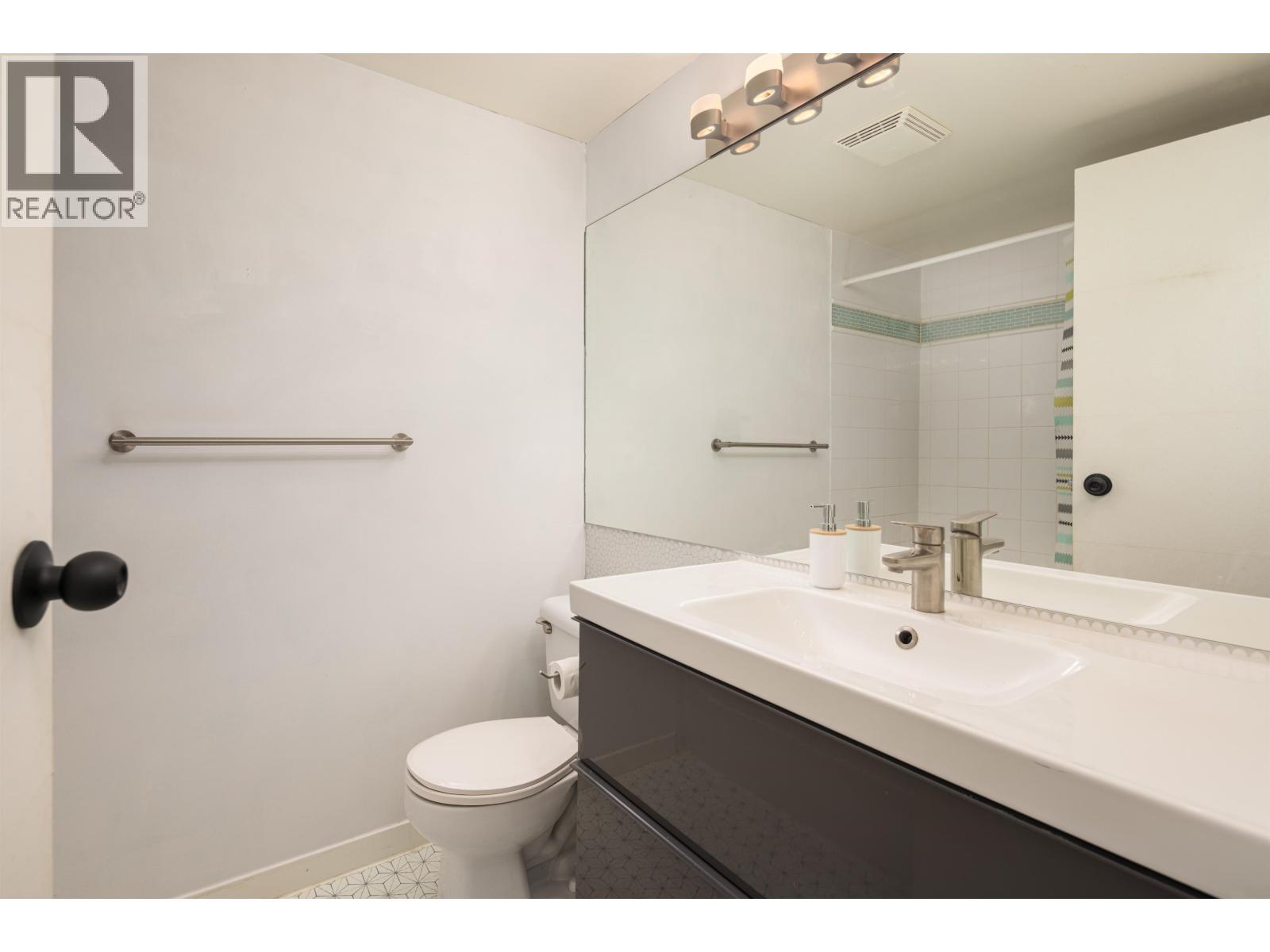 317 678 W 7th Avenue, Vancouver, British Columbia  V5Z 1B5 - Photo 16 - R3058303