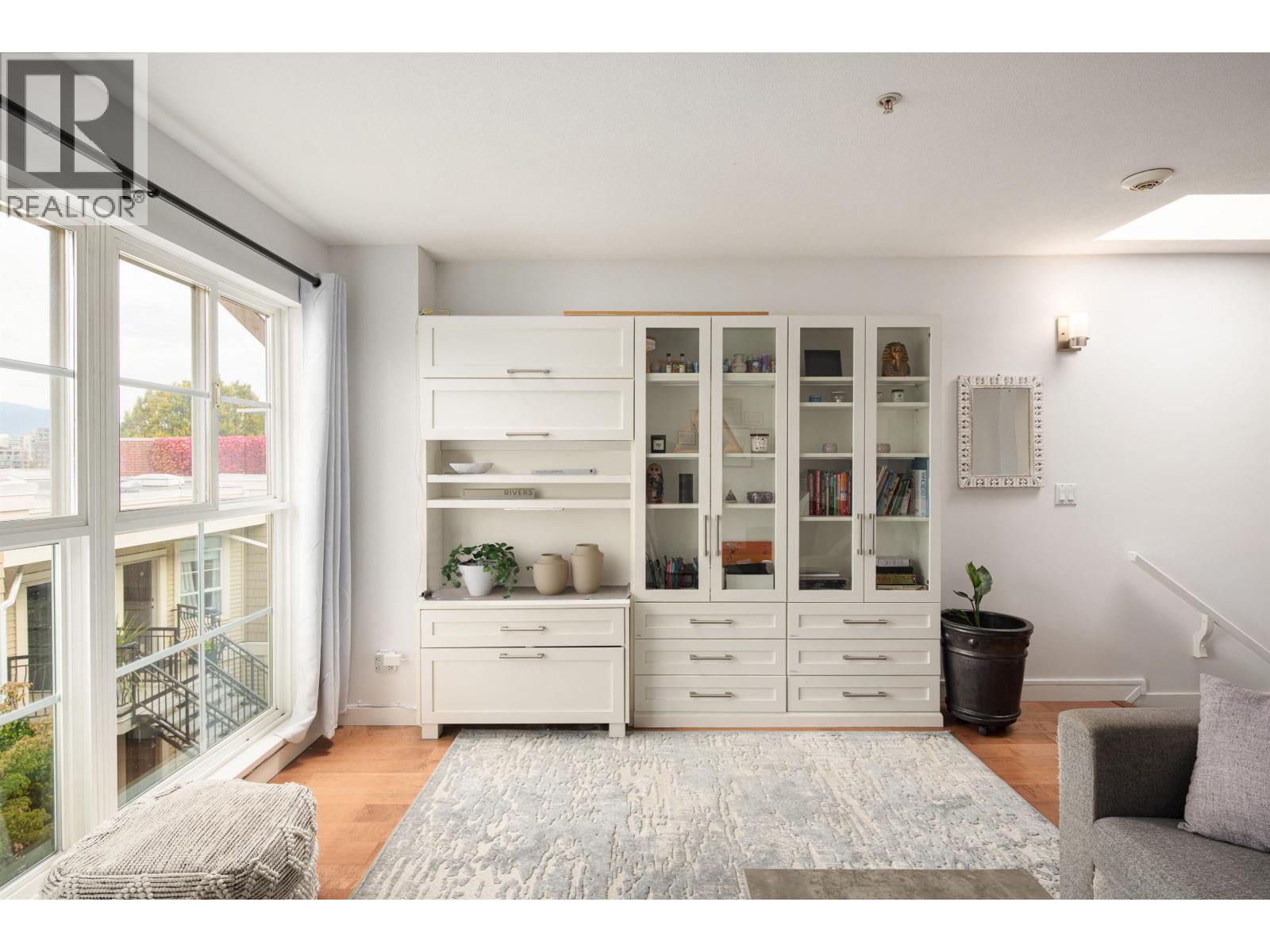 317 678 W 7th Avenue, Vancouver, British Columbia  V5Z 1B5 - Photo 4 - R3058303