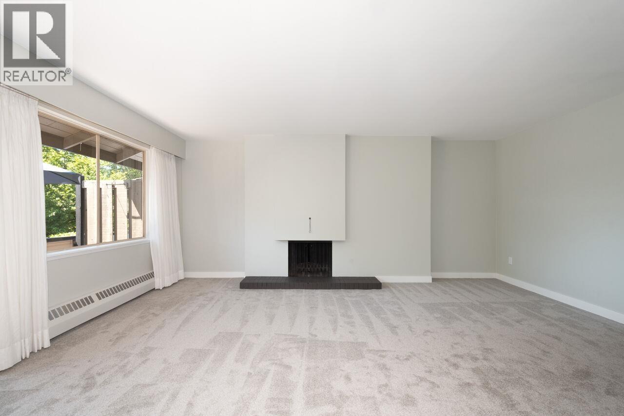 810 235 Keith Road, West Vancouver, British Columbia  V7T 1L5 - Photo 8 - R3058346