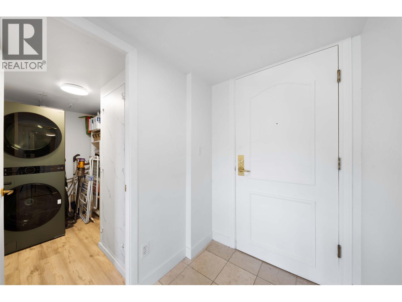 803 1327 E Keith Road, North Vancouver, British Columbia  V7J 3T5 - Photo 15 - R3058348