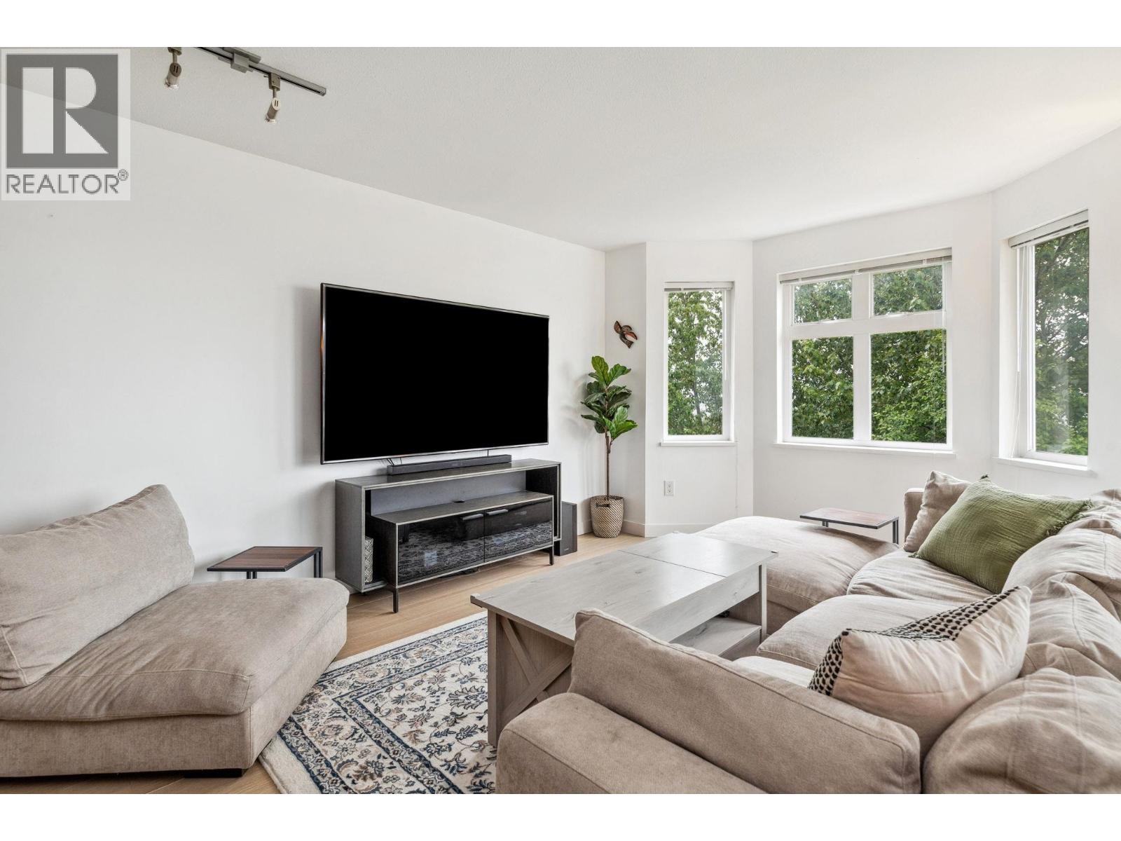 501 160 Shoreline Circle, Port Moody, British Columbia  V3H 0B2 - Photo 10 - R3058354