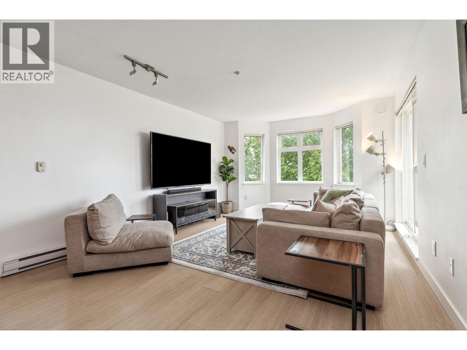 501 160 Shoreline Circle, Port Moody, British Columbia  V3H 0B2 - Photo 7 - R3058354
