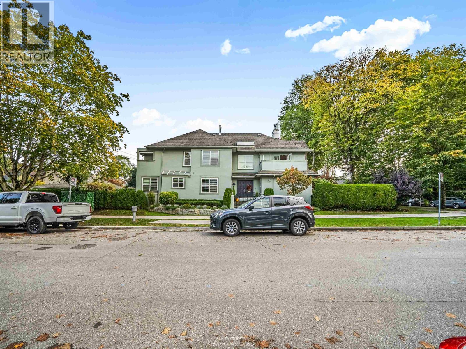 2888 Maple Street, Vancouver, British Columbia  V6J 5A2 - Photo 2 - R3058369