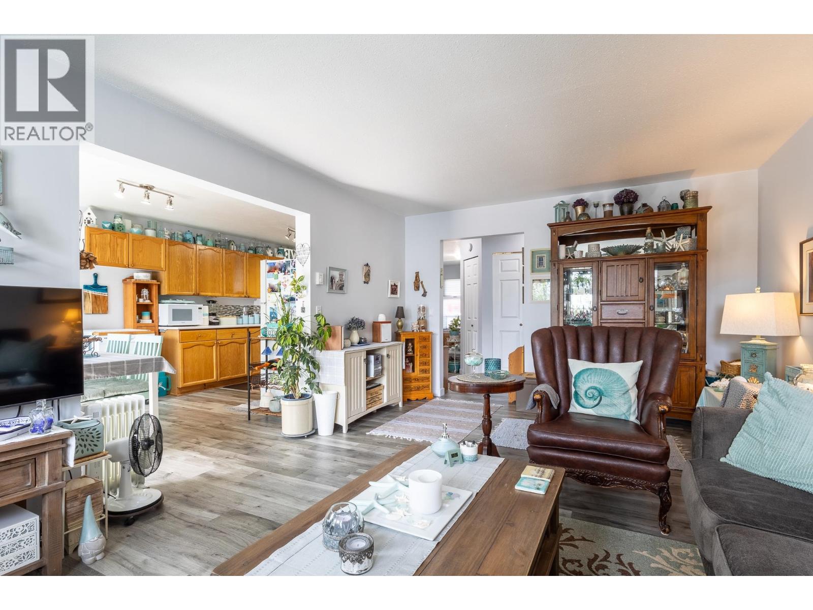 2 765 SCHOOL ROAD, Gibsons, British Columbia