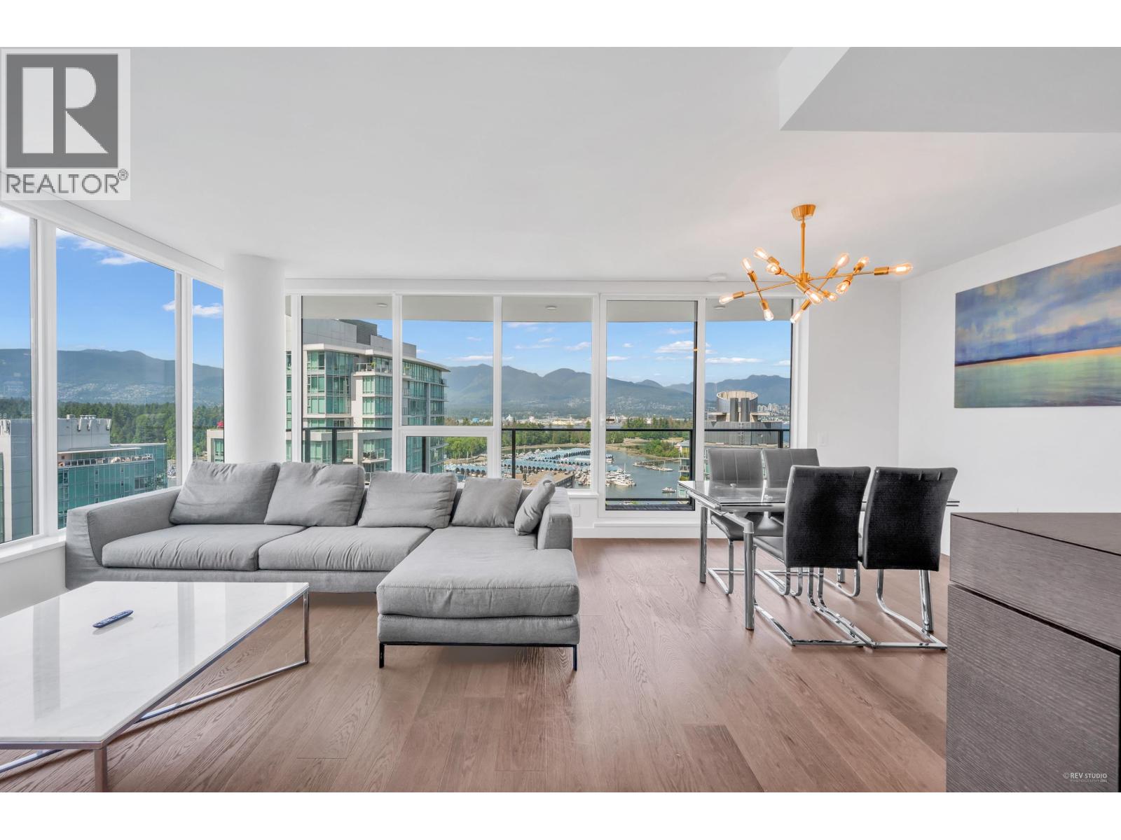 2001 620 Cardero Street, Vancouver, British Columbia  V6G 0C7 - Photo 1 - R3006426