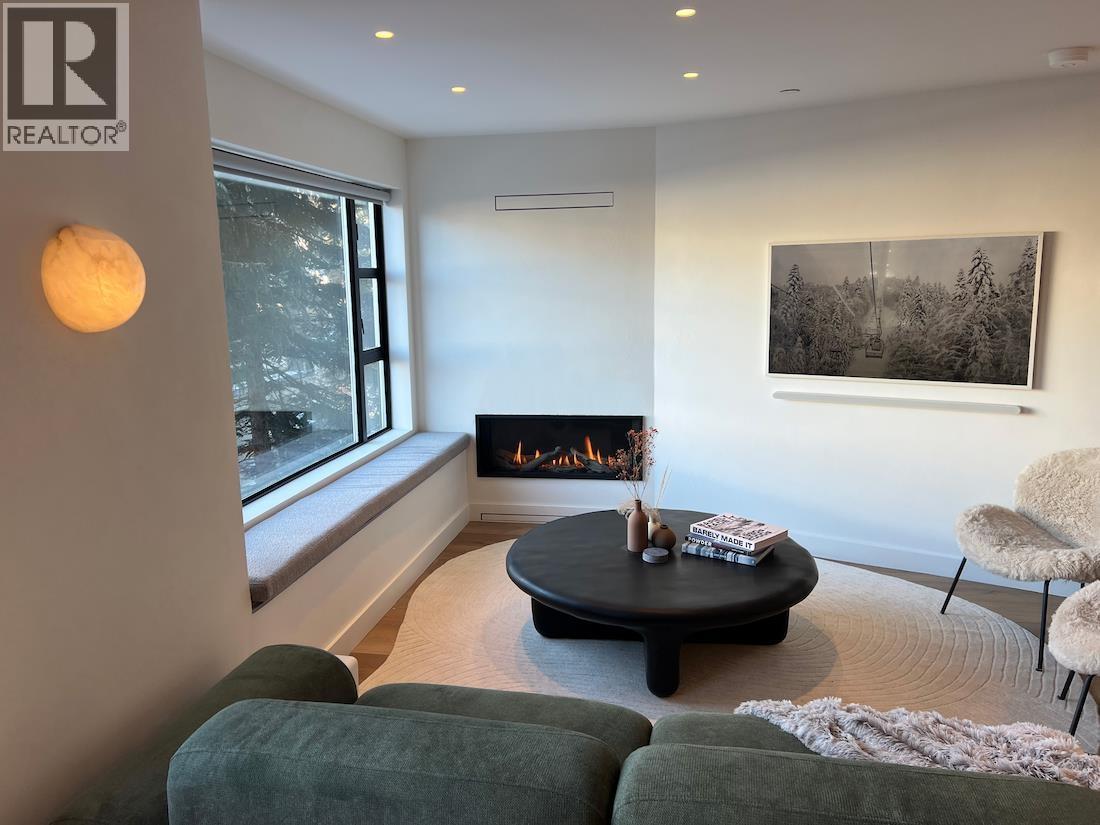 215 4360 Lorimer Road, Whistler, British Columbia  V8E 1A5 - Photo 2 - R3052513