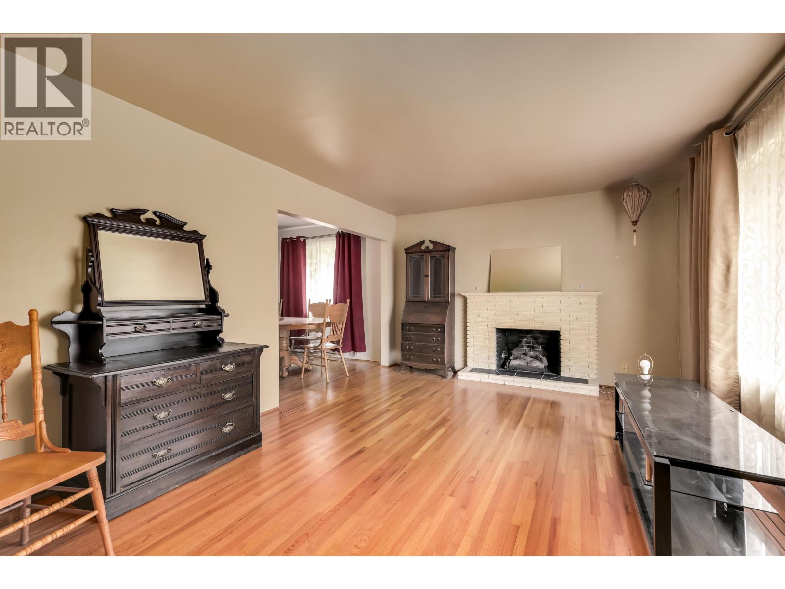 1118 Cloverley Street, North Vancouver, British Columbia  V7L 1N6 - Photo 13 - R3058315