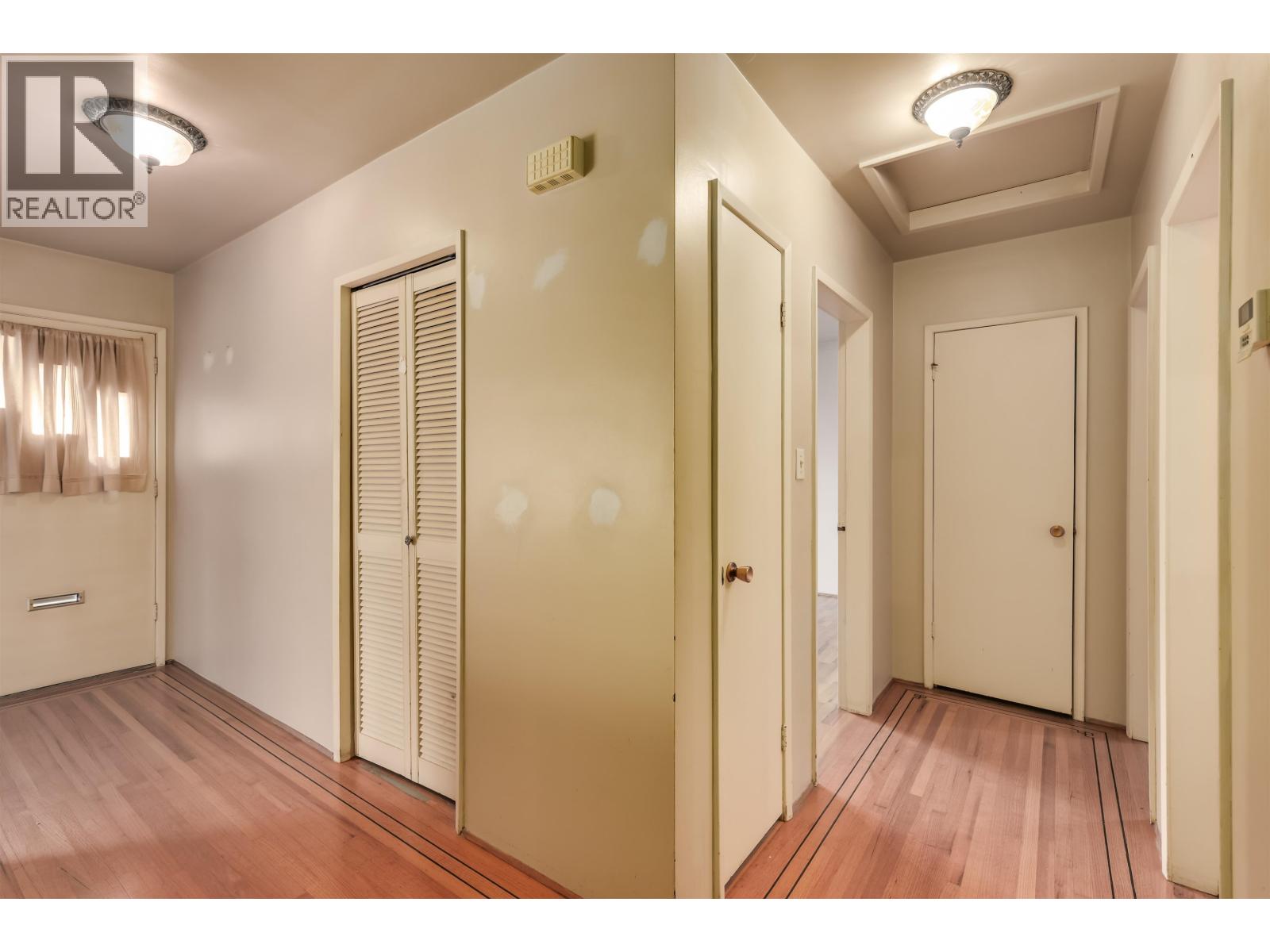 1118 Cloverley Street, North Vancouver, British Columbia  V7L 1N6 - Photo 21 - R3058315