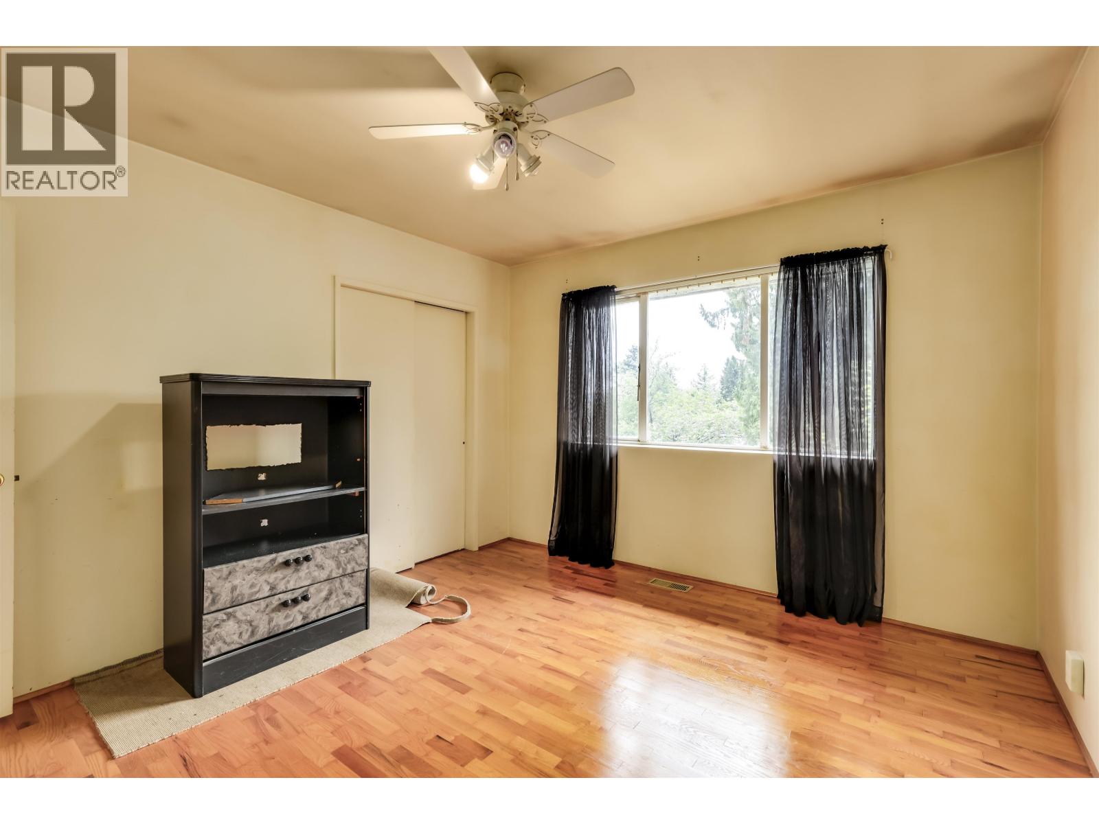 1118 Cloverley Street, North Vancouver, British Columbia  V7L 1N6 - Photo 23 - R3058315