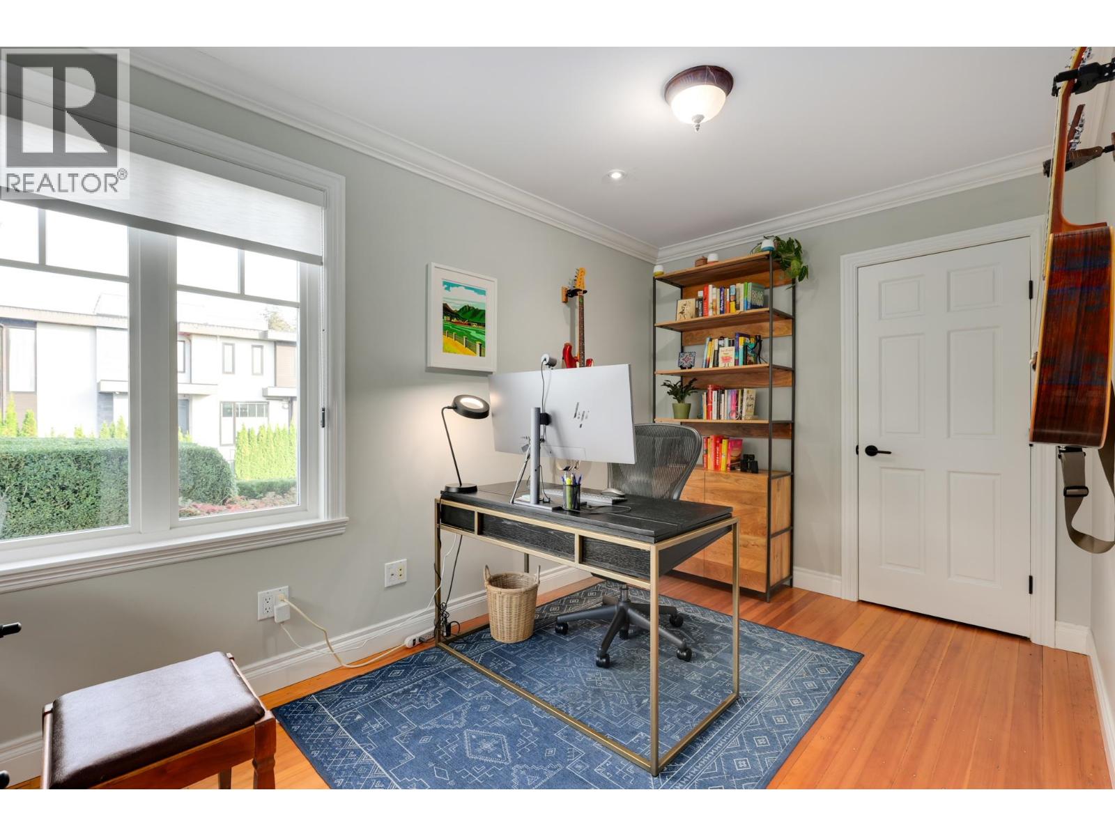 563 E 6th Street, North Vancouver, British Columbia  V7L 1R2 - Photo 14 - R3058364