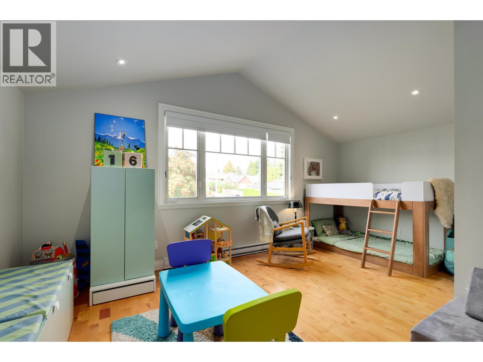 563 E 6th Street, North Vancouver, British Columbia  V7L 1R2 - Photo 22 - R3058364