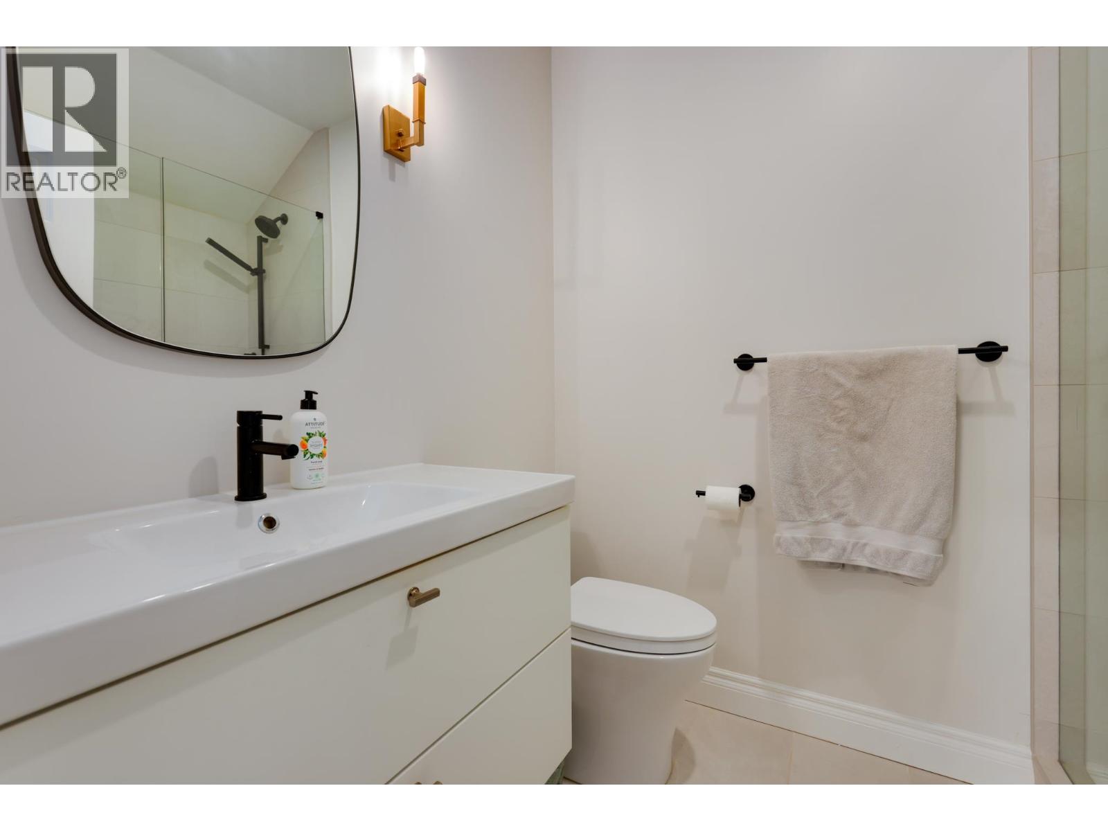 563 E 6th Street, North Vancouver, British Columbia  V7L 1R2 - Photo 25 - R3058364