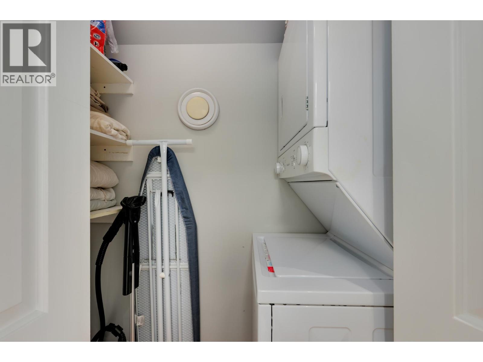 563 E 6th Street, North Vancouver, British Columbia  V7L 1R2 - Photo 28 - R3058364