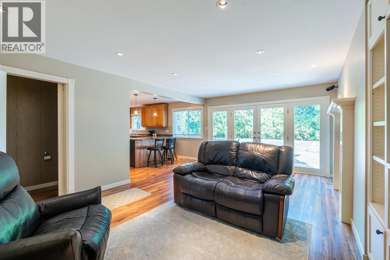 2419 Oranda Avenue, Coquitlam, British Columbia  V3K 3A5 - Photo 18 - R3058367