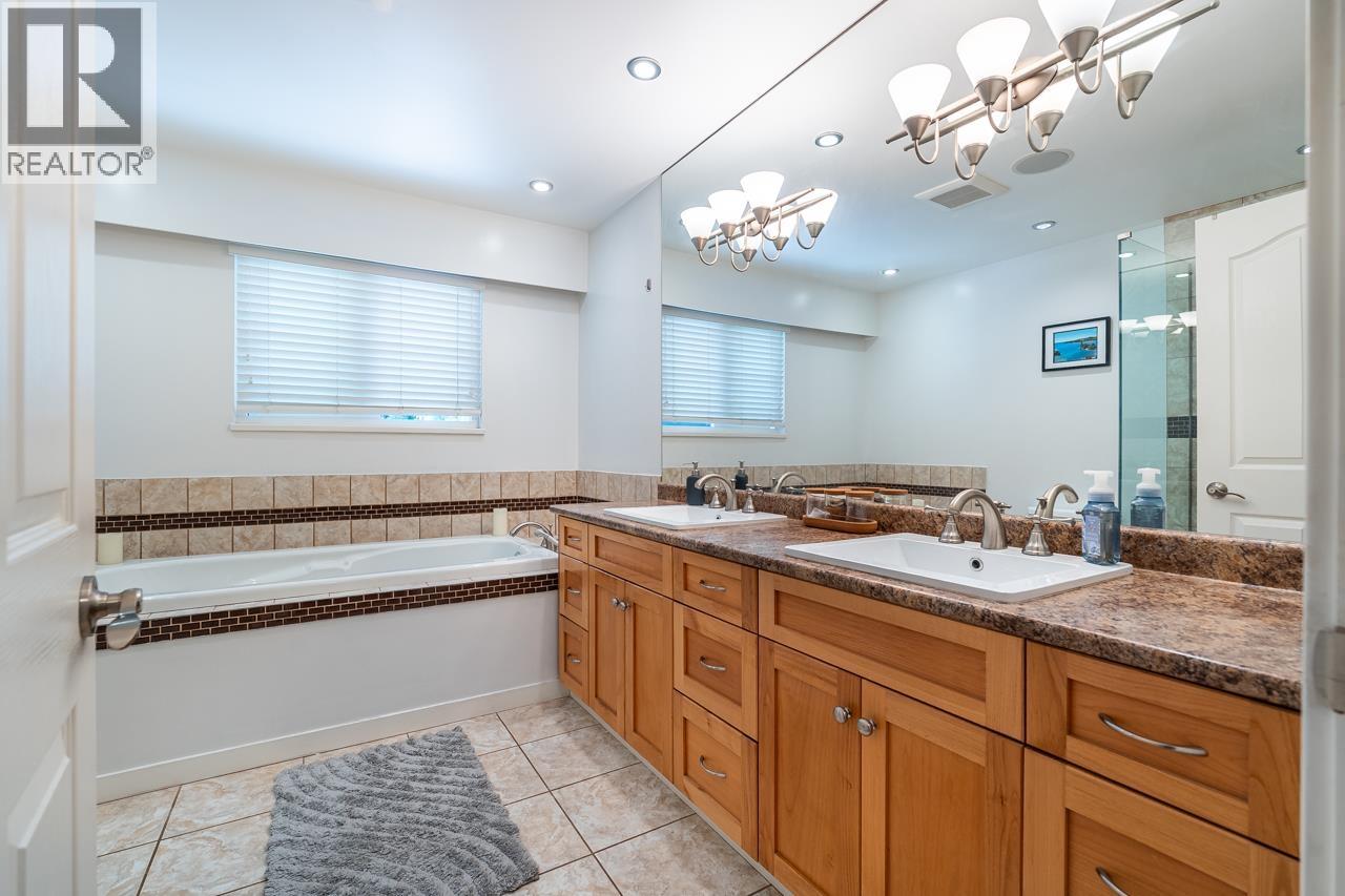 2419 Oranda Avenue, Coquitlam, British Columbia  V3K 3A5 - Photo 26 - R3058367