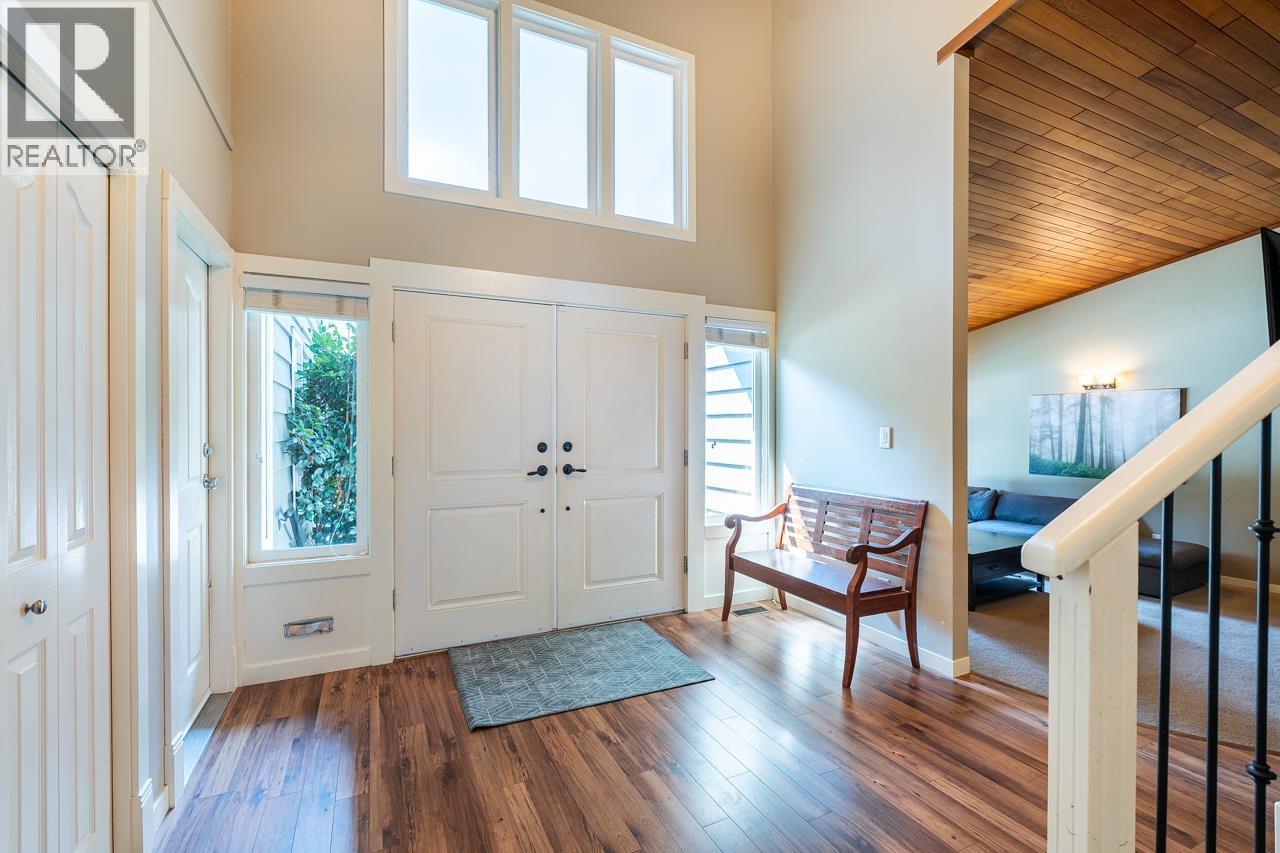 2419 Oranda Avenue, Coquitlam, British Columbia  V3K 3A5 - Photo 4 - R3058367