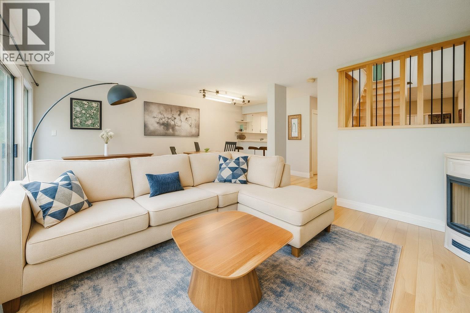 7 7305 Montecito Drive, Burnaby, British Columbia  V5A 1R2 - Photo 2 - R3057714