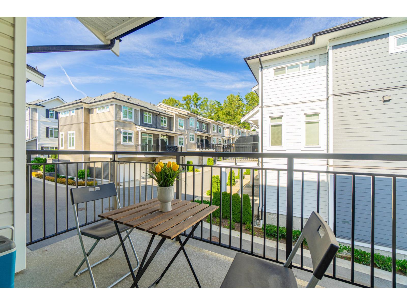 18 2070 Oak Meadows Drive, Surrey, British Columbia  V3Z 1J1 - Photo 9 - R3058404