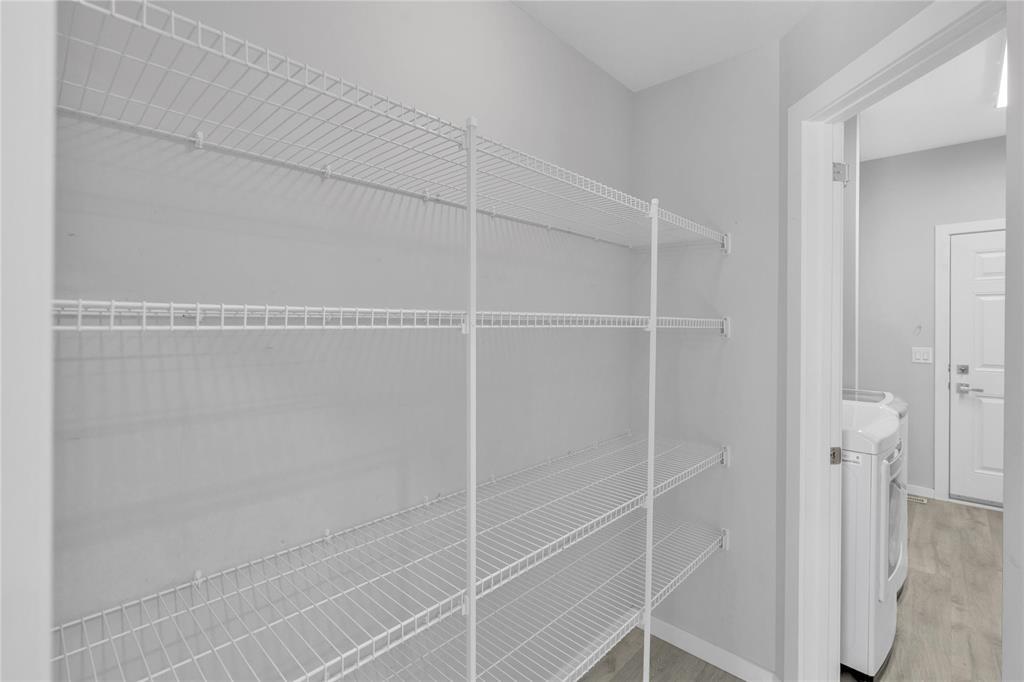 22 Mccrindle Bay, Winnipeg, Manitoba  R3R 3Z7 - Photo 5 - 202526574