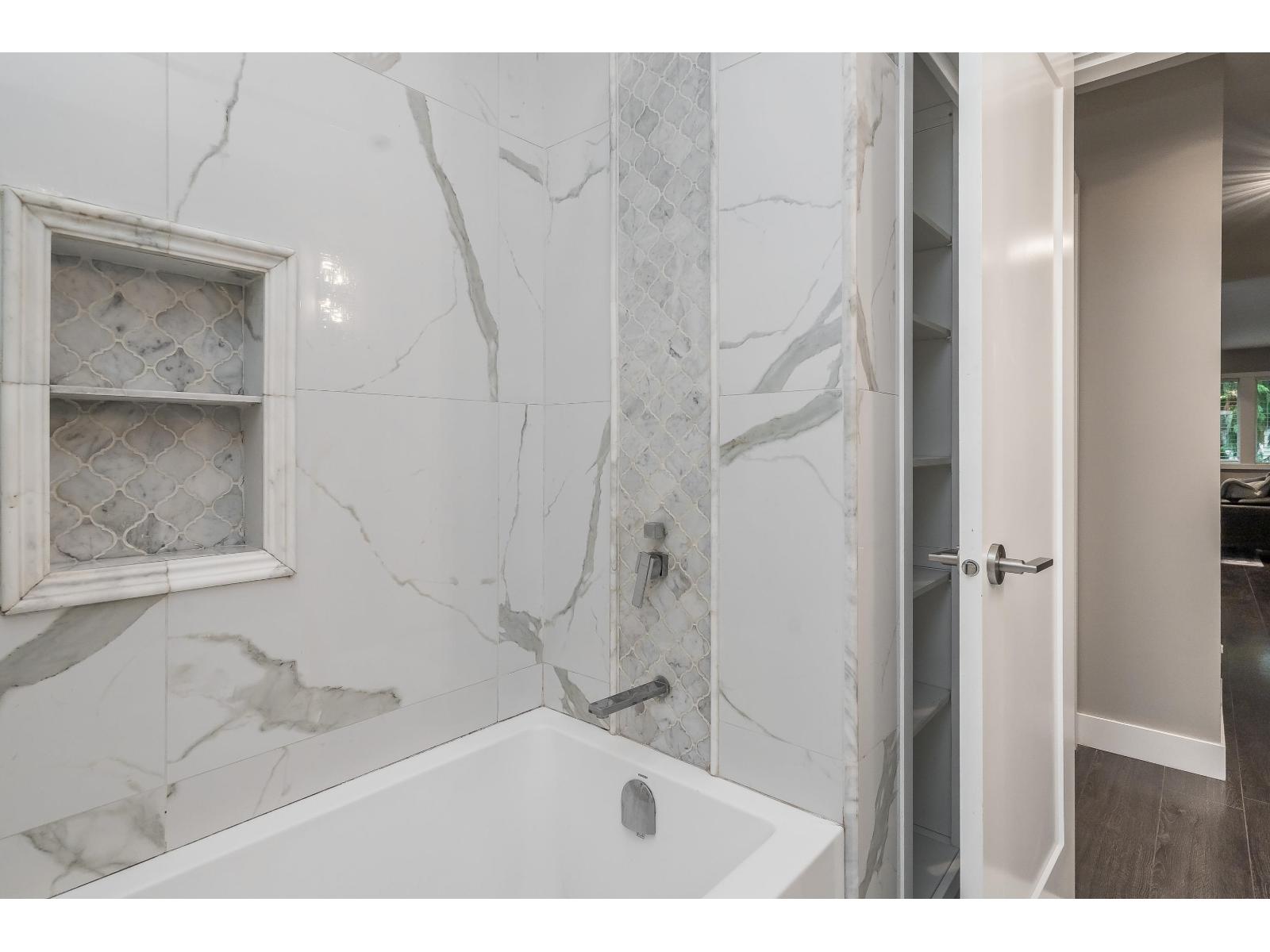 4835 200a Street, Langley, British Columbia  V3A 5W7 - Photo 19 - R3057976