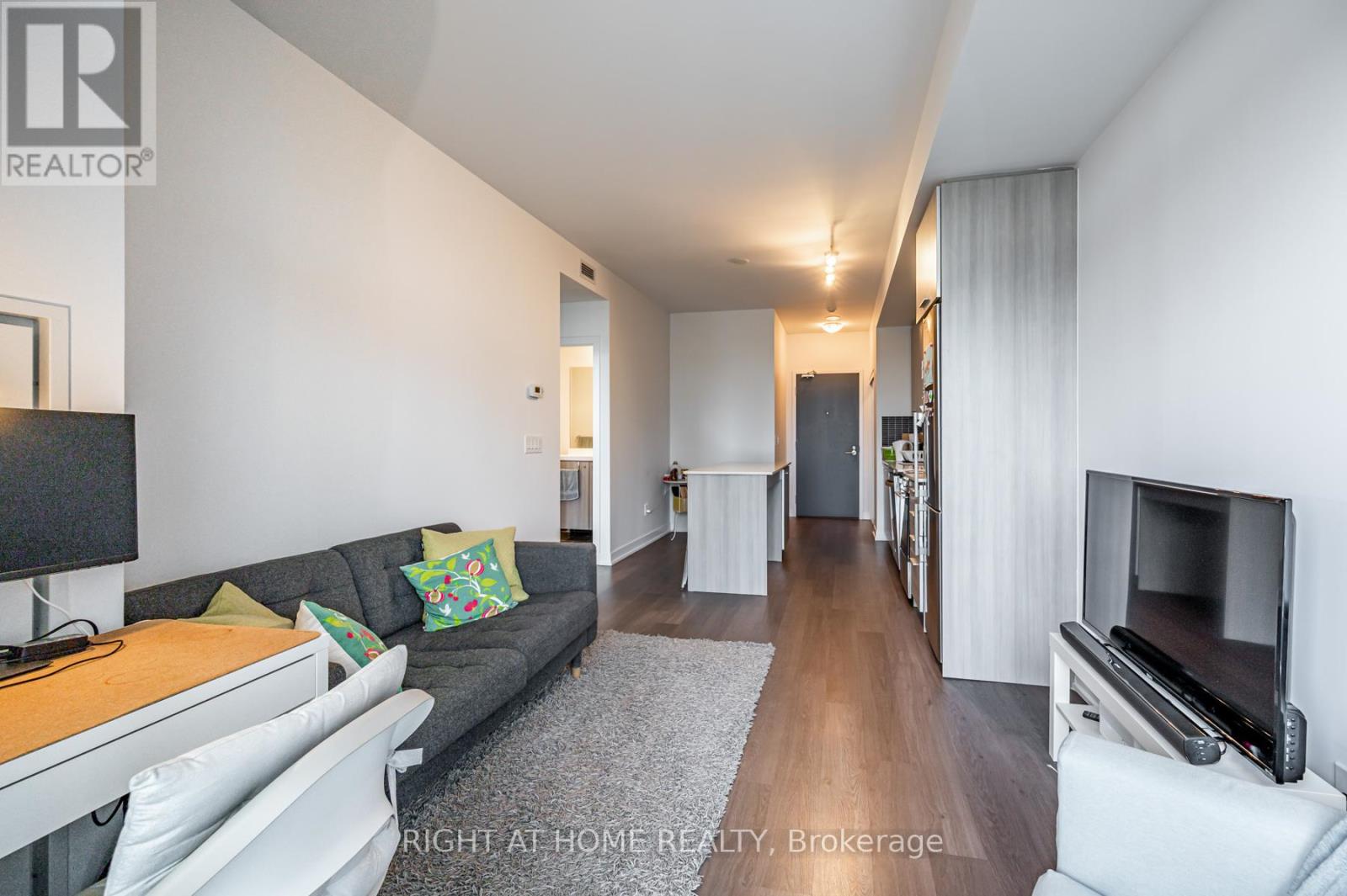 1415 - 105 George Street, Toronto, Ontario  M5A 2N4 - Photo 14 - C12461779