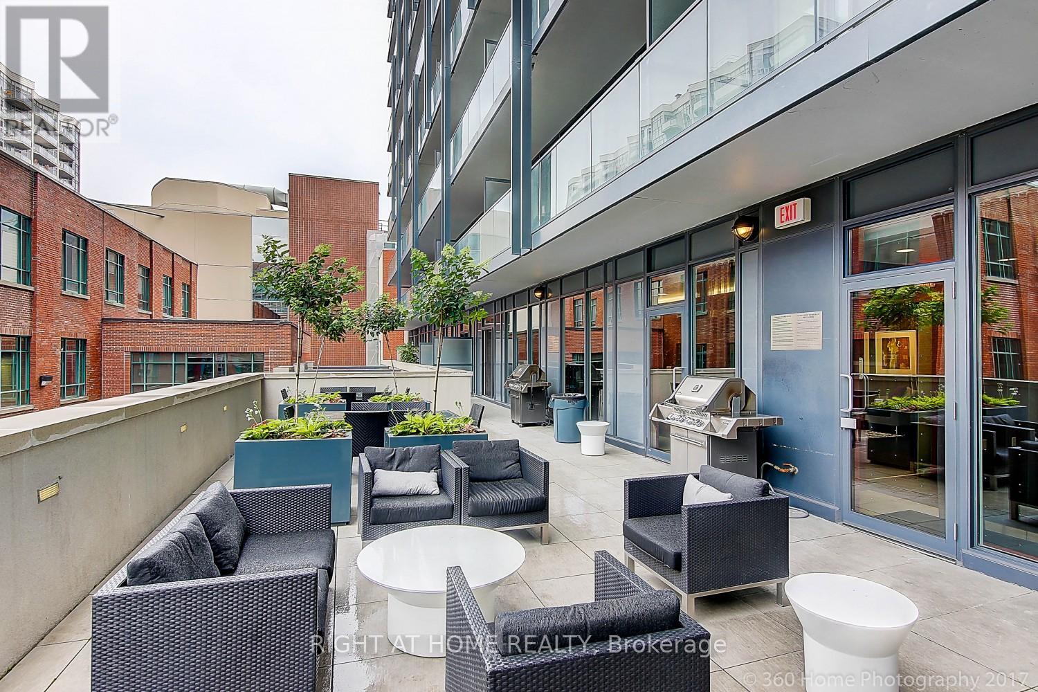 1415 - 105 George Street, Toronto, Ontario  M5A 2N4 - Photo 28 - C12461779