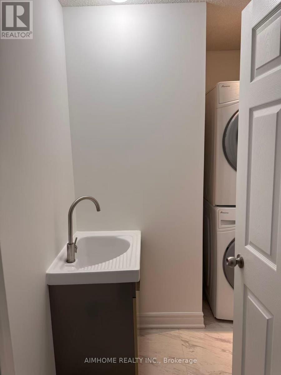 213 Hupfield Trail, Toronto, Ontario  M1B 4L8 - Photo 11 - E12461230