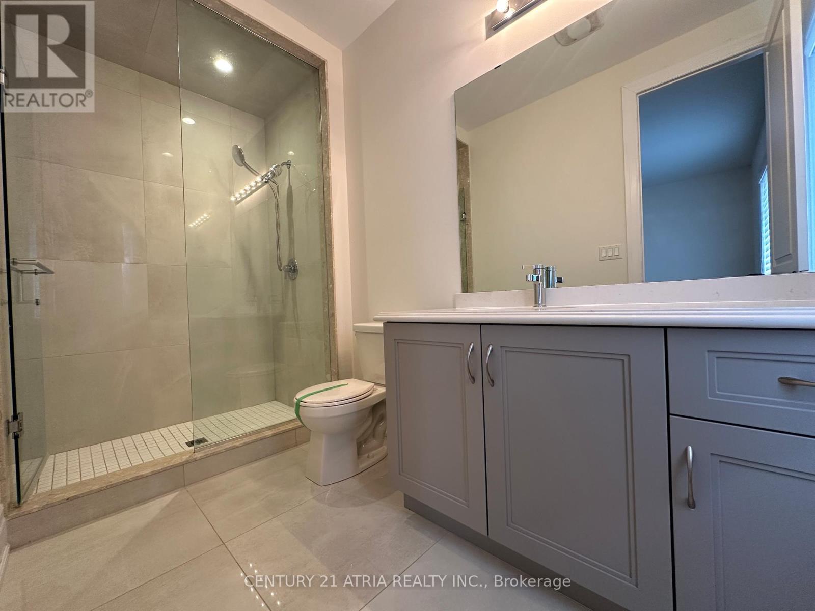 19 Mumberson Street, Innisfil, Ontario  L0L 1L0 - Photo 28 - N12129106