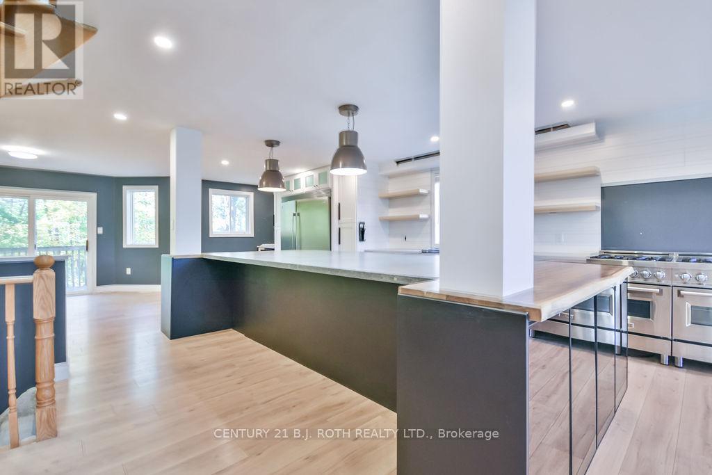 63 White Elm Road, Barrie, Ontario  L4N 0E5 - Photo 14 - S12270932