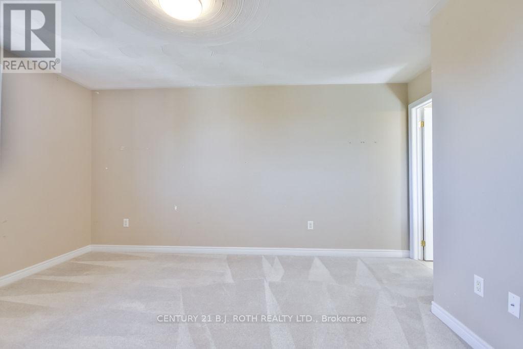 63 White Elm Road, Barrie, Ontario  L4N 0E5 - Photo 29 - S12270932