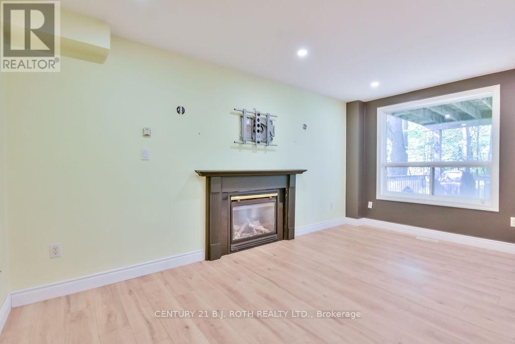 63 White Elm Road, Barrie, Ontario  L4N 0E5 - Photo 19 - S12270932