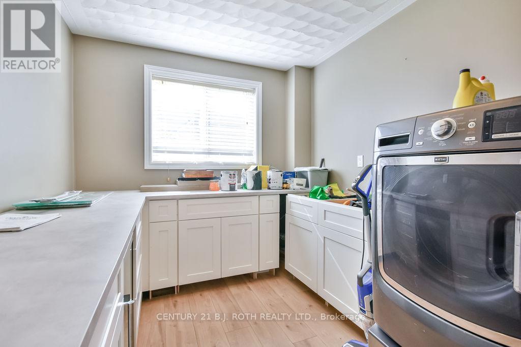 63 White Elm Road, Barrie, Ontario  L4N 0E5 - Photo 22 - S12270932