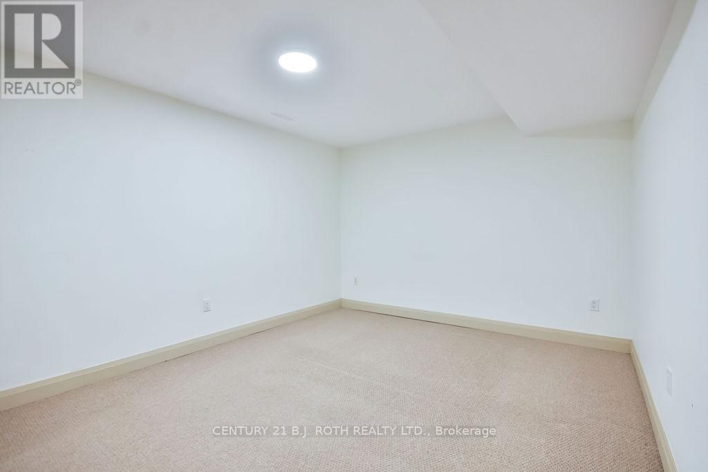 63 White Elm Road, Barrie, Ontario  L4N 0E5 - Photo 39 - S12270932