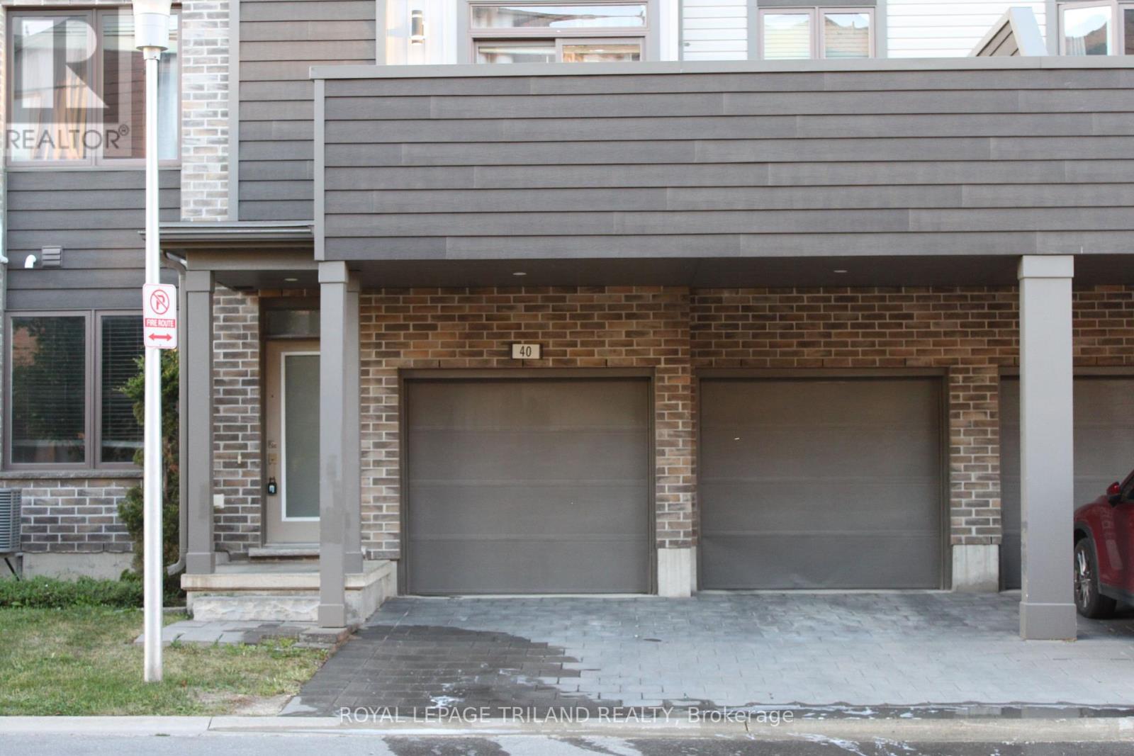 40 - 1960 Dalmagarry Road, London North, Ontario  N6G 0T8 - Photo 27 - X12461824