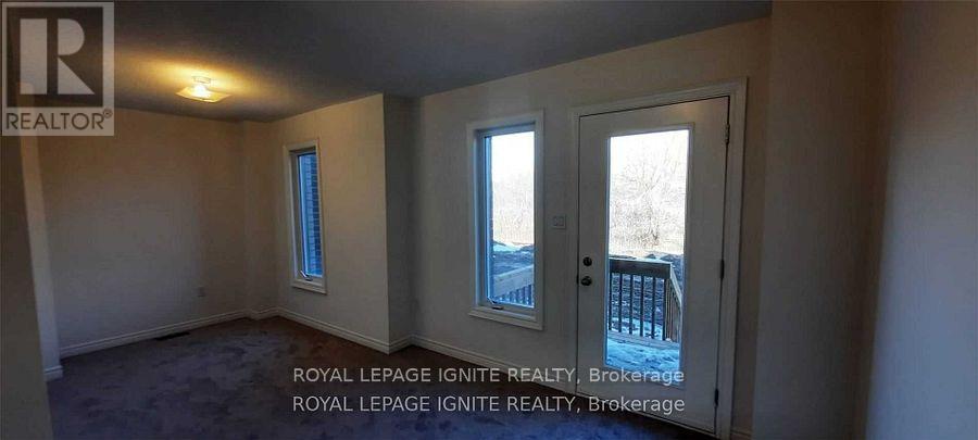 25 Queenpost Drive, Brampton, Ontario  L6Y 6L2 - Photo 7 - W12461786