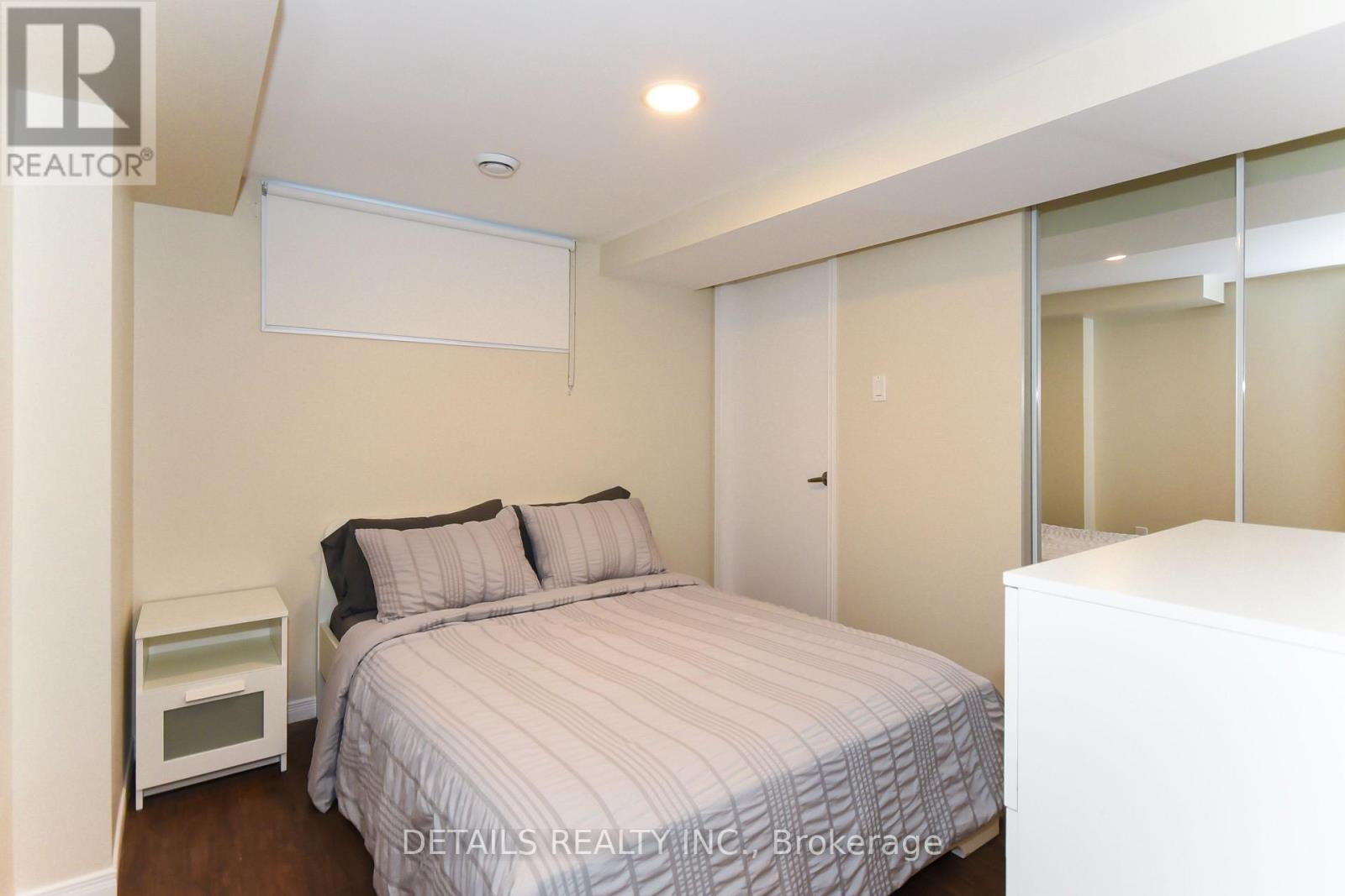 B - 2176 Lambeth Walk, Ottawa, Ontario  K2C 1G1 - Photo 10 - X12461816