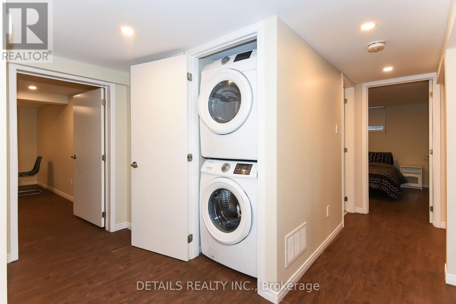B - 2176 Lambeth Walk, Ottawa, Ontario  K2C 1G1 - Photo 11 - X12461816