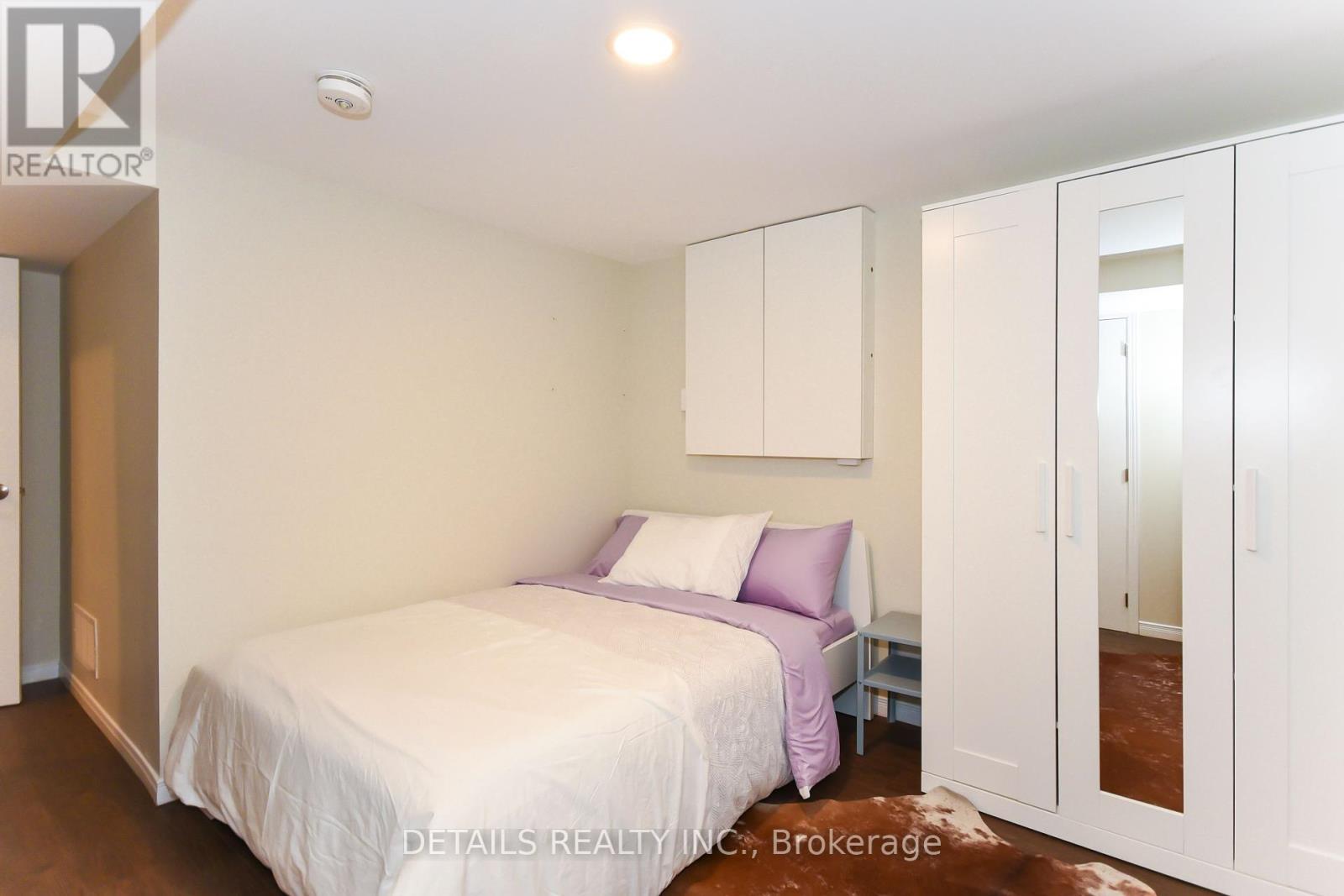 B - 2176 Lambeth Walk, Ottawa, Ontario  K2C 1G1 - Photo 13 - X12461816