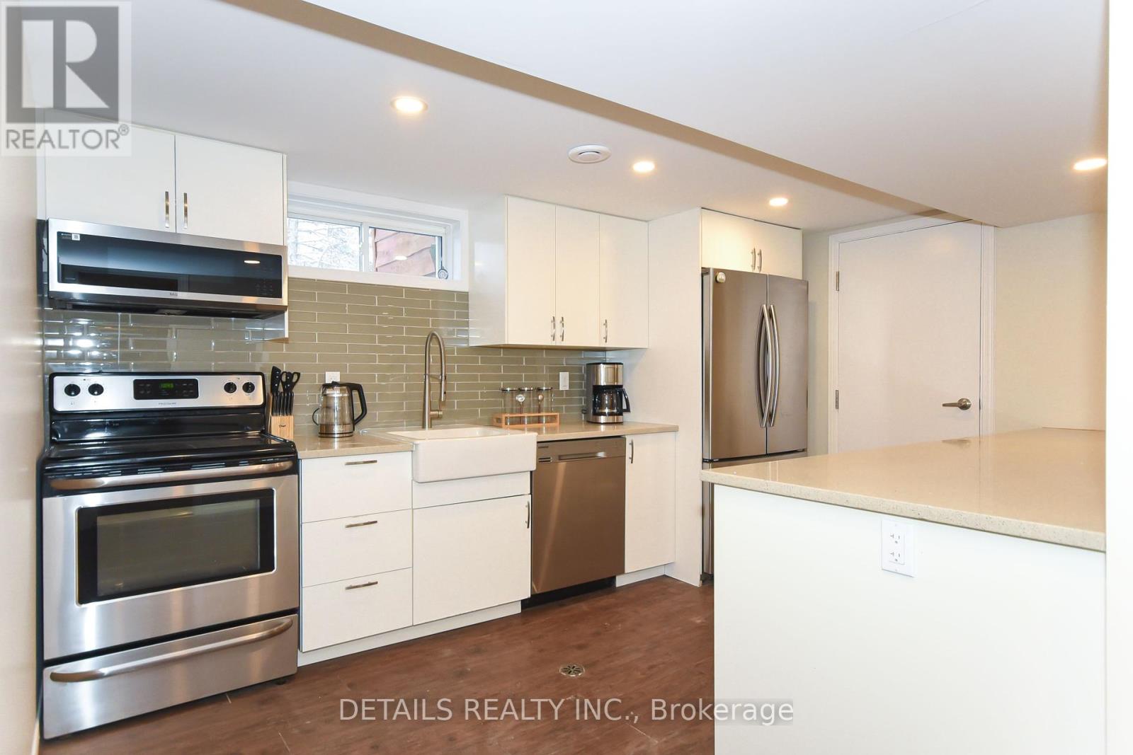 B - 2176 Lambeth Walk, Ottawa, Ontario  K2C 1G1 - Photo 2 - X12461816