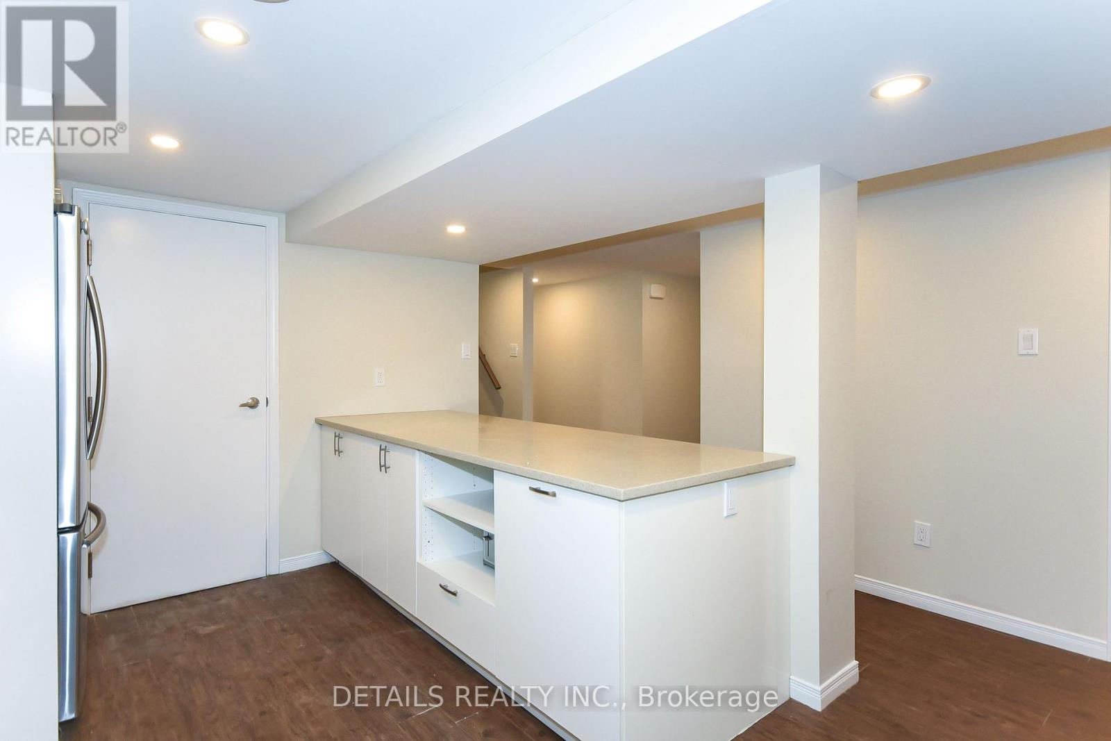 B - 2176 Lambeth Walk, Ottawa, Ontario  K2C 1G1 - Photo 6 - X12461816