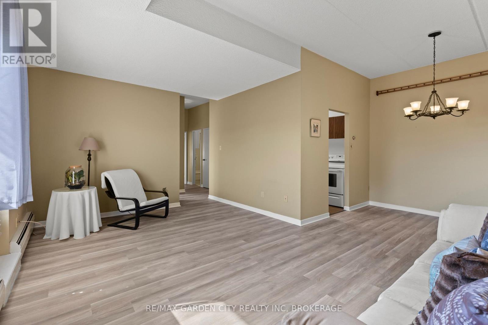 517 - 196 Scott Street, St. Catharines, Ontario  L2N 5T2 - Photo 15 - X12461790