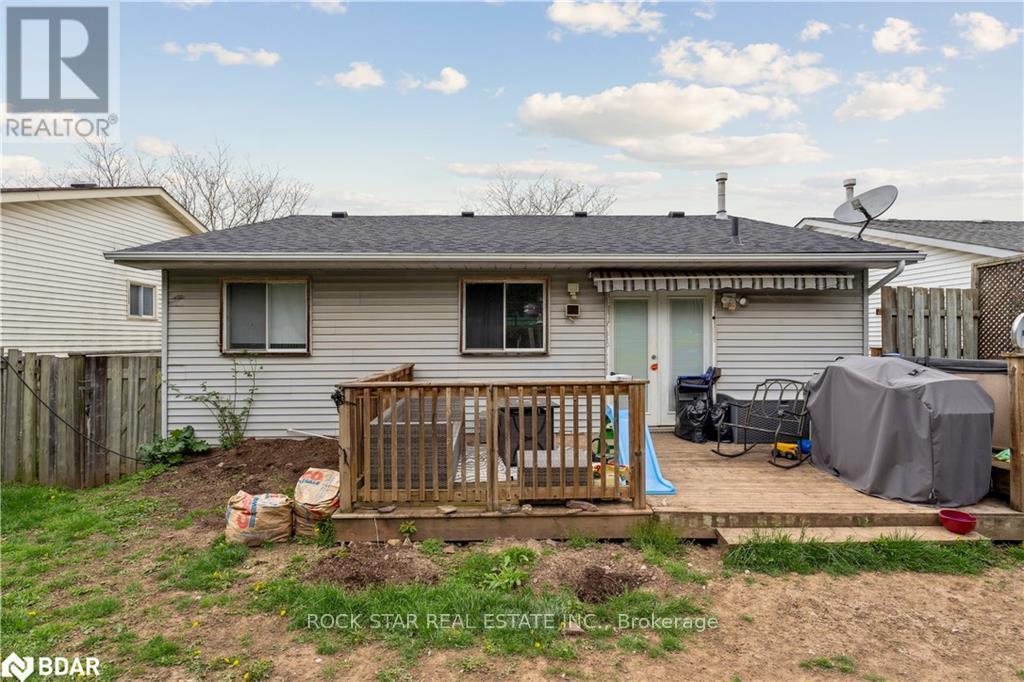 32 Hemlock Street, St. Catharines, Ontario  L2T 4B7 - Photo 23 - X12461777