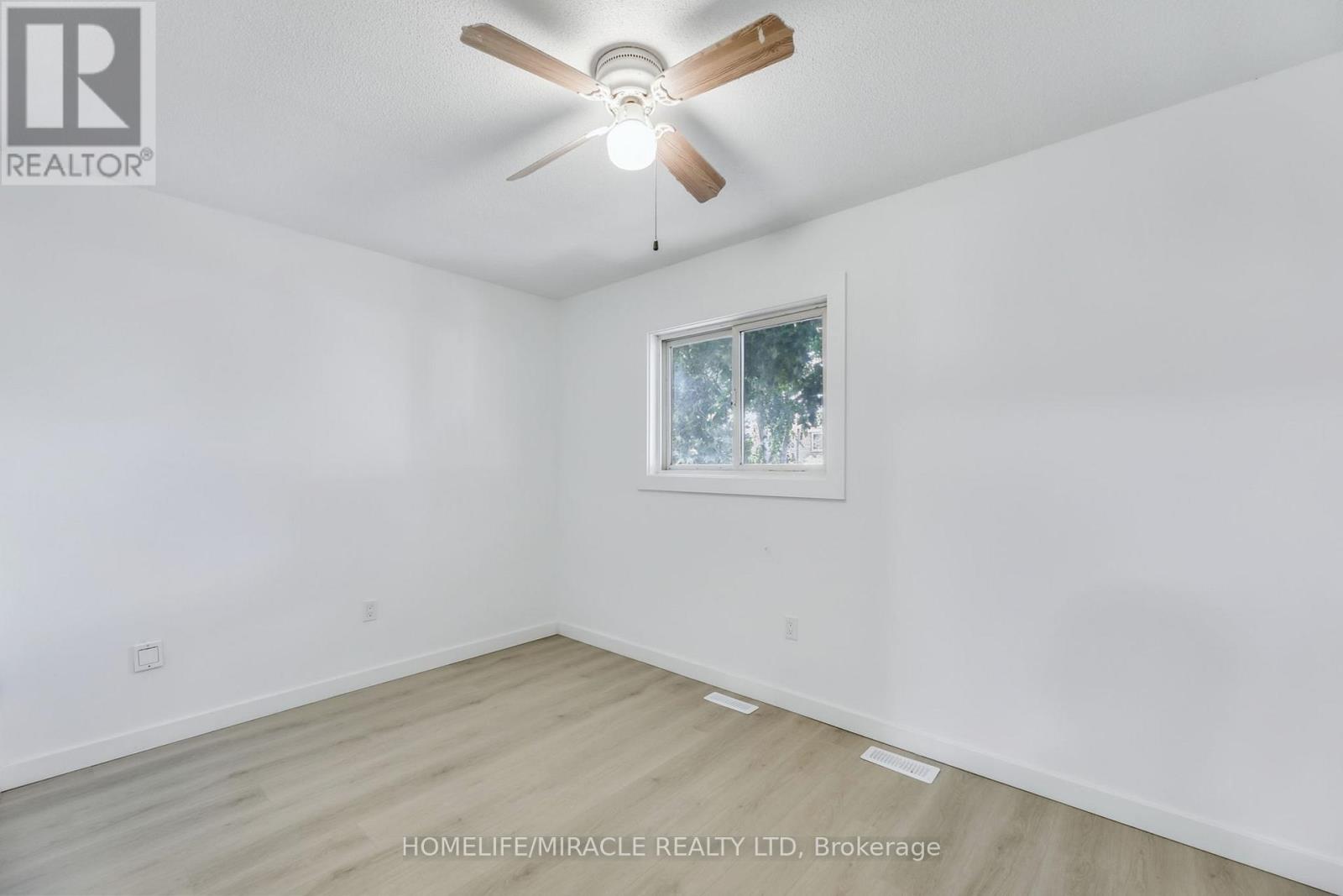 291 Portsmouth Crescent E, London East, Ontario  N5V 4E1 - Photo 14 - X12461781
