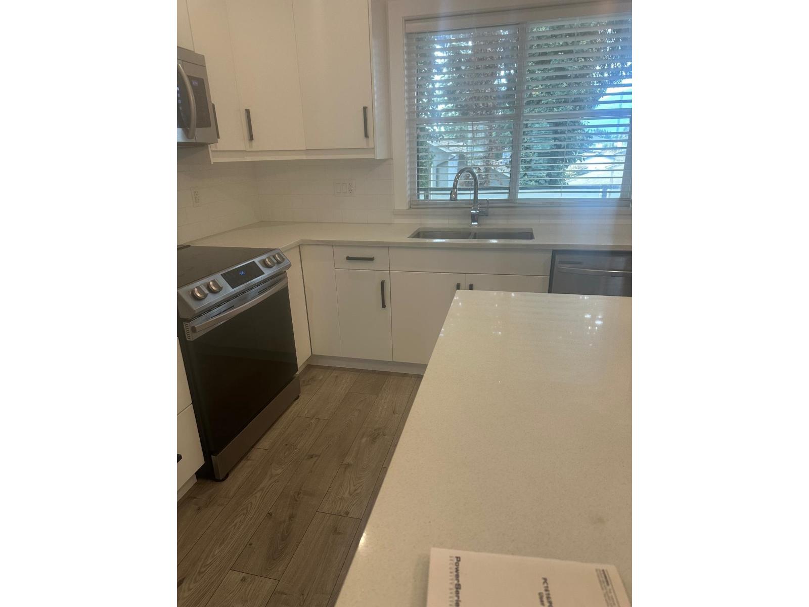 6 45608 Bernard Avenue, Chilliwack Proper West, Chilliwack, British Columbia  V2P 1H8 - Photo 1 - R3058256