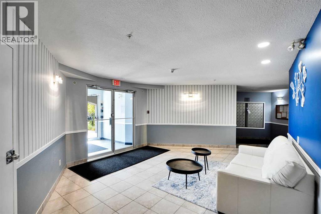 301, 6000 Somervale Court Sw, Calgary, Alberta  T2Y 4J4 - Photo 24 - A2264166