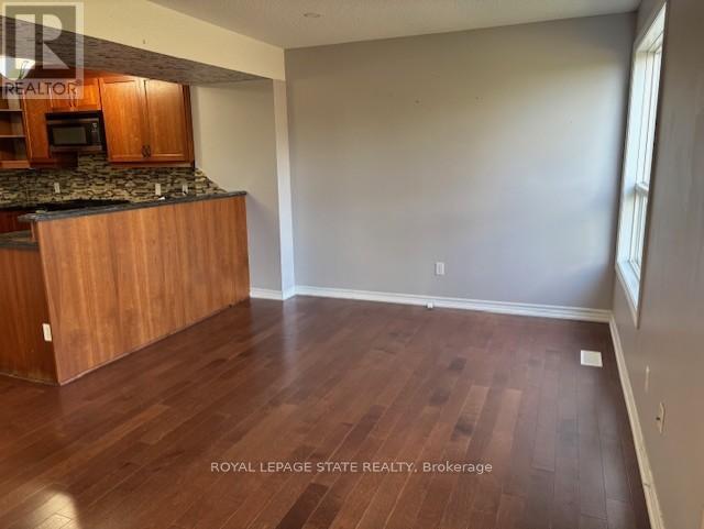 45 Thames Way, Hamilton, Ontario  L0R 1W0 - Photo 5 - X12461642