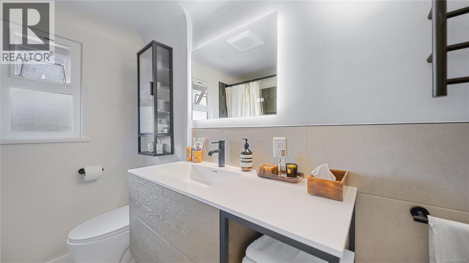 2720 Foul Bay Rd, Saanich, British Columbia  V8R 5B7 - Photo 19 - 1017505