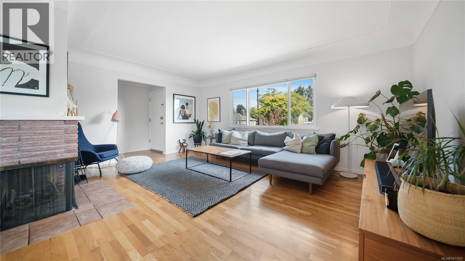 2720 Foul Bay Rd, Saanich, British Columbia  V8R 5B7 - Photo 7 - 1017505