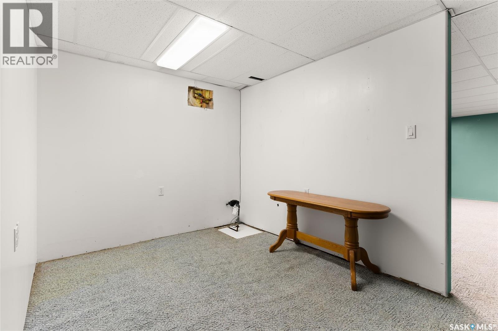 12 Jackson Bay, Regina, Saskatchewan  S4R 6Y8 - Photo 29 - SK020811