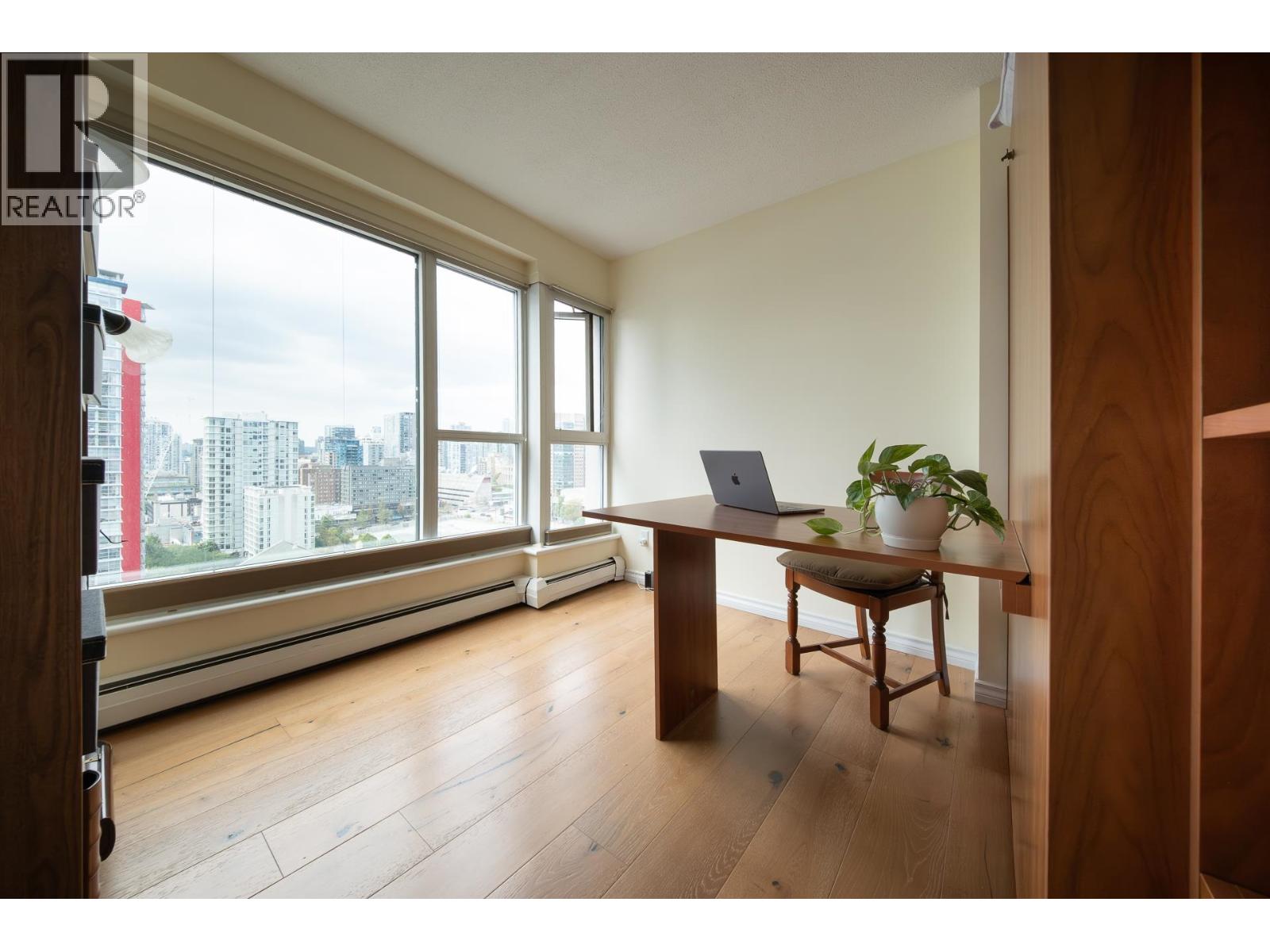 2204 183 Keefer Place, Vancouver, British Columbia  V6B 6B9 - Photo 12 - R3035632